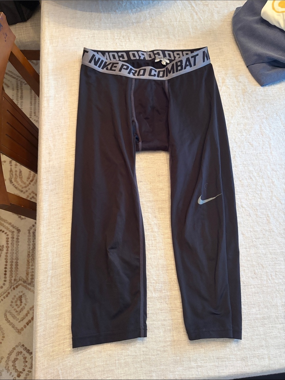 Nike Black Pro Combat 3 quarters (3/4) Compression tights with Gray Waistband